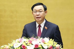 國會主席王廷惠主持會議。（圖源：越通社）