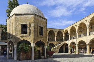 當地時間16日15時，塞浦路斯首都尼科西亞城區出現了41℃的高溫。（示意圖源：互聯網）