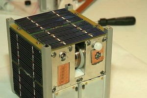 立方衛星尺寸跟麵包差不多，HBTSS 與 CNCE 要運用大量立方衛星，打造反極音速武器偵測網。