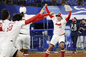 日本壘球隊繼北京奧運會後再次奪冠