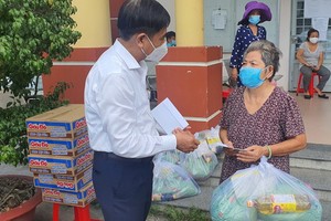 民運處領導關切受疫情影響華人