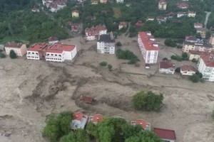 土耳其黑海地區洪災致 82 人遇難。（圖源：互聯網）