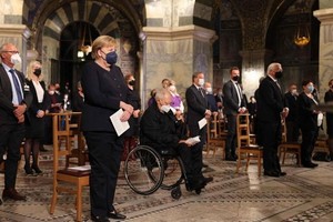 德國官方28日在西部北威州城市亞琛舉行儀式，悼念該國7月特大洪災中的180餘名遇難者。（圖源：互聯網）