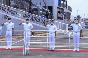 印度軍艦運醫療物資贈送越南