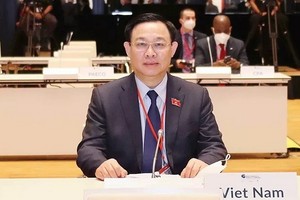 越南國會主席王廷惠出席第五次世界議長大會開幕儀式。（圖源：Quochoi.vn）