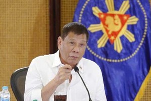 菲律賓執政黨民主人民力量黨 8日正式提名黨主席、現任總統杜特爾特為下屆副總統候選人，杜特爾特接受黨內提名。（圖源：互聯網）