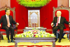 阮富仲總書記接見中國外長王毅