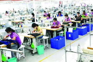 企業按照“三就地”模式運作。