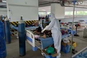 病人正在守德市環美新冠肺炎治療醫院接受治療。