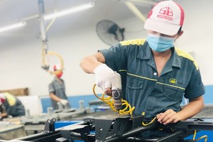 許多企業擔憂難以招到足夠工人以恢復生產。