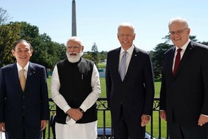 日印美澳領導人參加“四方安全對話”面對面會談（ 從左至右）。（圖源：共同社）