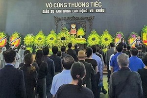 10月11日，武跳教授喪禮在國家殯儀館隆重舉行。（圖源：梅安）