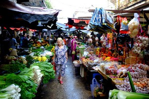 疫情爆發前的馮興街市一瞥。