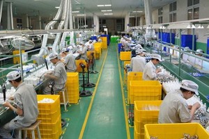 財政部成立特別工作組，為受疫情影響的企業和民眾解除困難。