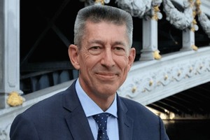 法國駐白俄羅斯大使尼古拉‧德拉科斯特。（圖源：互聯網） 