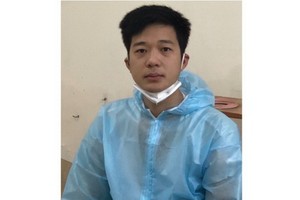 被抓獲的嫌犯阮越王。（圖源：警方提供）