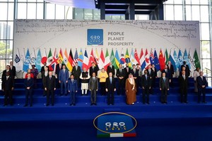 G20峰會領導人合影。（圖源: 新華社）