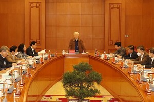 黨中央總書記、指委會主任阮富仲會上發表指導意見。（圖源：越通社）