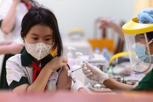 本市預計22日起為12至17歲少年進行第二批新冠疫苗接種。（示意圖源：光定）