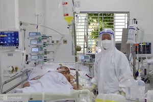 圖為芹苴中央醫院的新冠肺炎重症治療區。（圖源：九龍）