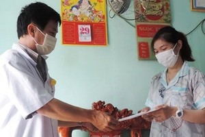 低風險的新冠患者可居家隔離治療。