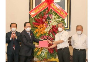 國會副主席聖誕節前看望宗教人士