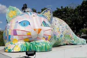 位於呵叻府市中心的展出作品。（圖：互聯網）