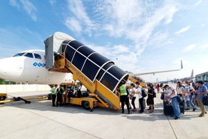 航空公司年底推出促銷活動