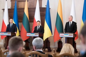 波立烏三國總統舉行聯合記者會。（圖：烏總統網站）