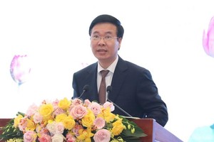 黨中央書記處常務書記武文賞在會議上發言。（圖：玉勝）