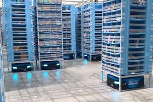 電商平台倉庫使用機器人運輸貨物。（圖：VOV）