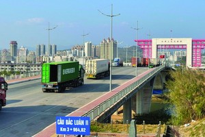 芒街口岸恢復通關緩解農產品出口難題。