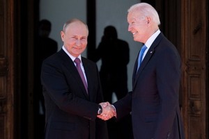 2021年6月16日，美國總統拜登在瑞士會見了俄羅斯總統普京。（圖：AFP）