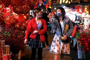 多家華企參加壬寅年春節集市