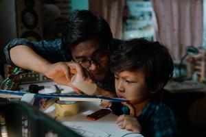 涵陳導演的《梅卡——來自另一個星球的女孩》。