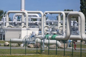 伊朗23日宣佈與俄羅斯簽訂合約，將提供40台渦輪機，以幫助俄羅斯天然氣工業維持運作。