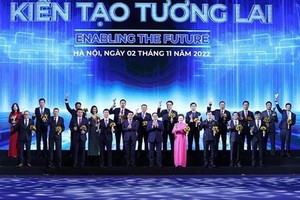 主題為“創建未來”的2022年第八屆越南“國家品牌”產品發布儀式在河內國家會議中心舉行。（圖：越通社）
