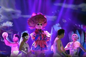 《蒙面歌手》節目經過精心策劃和投資。