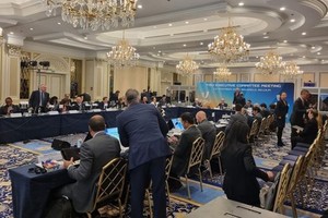 當地時間11月12日，在比利時布魯塞爾，國際大學生體育聯合會召開執行委員會會議。（圖：韓聯社）