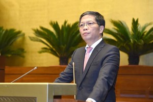 中央經濟部長陳俊英在會議上發言。（圖：光福）