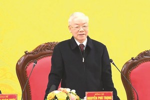 阮富仲總書記出席中央公安黨委會議