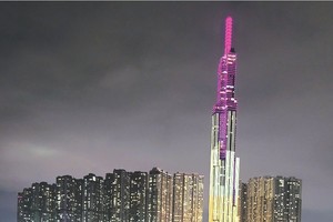 許勵程攝影作品欣賞 ——81大樓