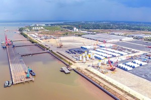 隆安省國際港是吸引物流企業到該省投資發展的槓桿。