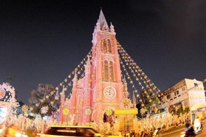 本市聖誕節期間天氣怡人，適合人們外出歡度佳節。（示意圖：互聯網）