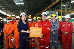 國家副主席視察越俄聯名油氣公司