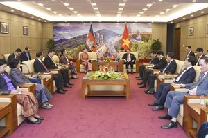 越南國會與柬埔寨議會代表團會見現場。（圖：國會）