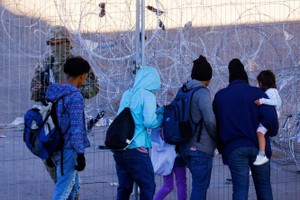 圖為12月27日，在美墨邊境的情景。（圖：路透社）