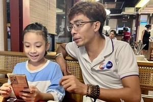 孩子需要亲属的关顾爱护与聆听心事。