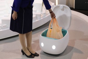 日本抓紧测试快递机器人