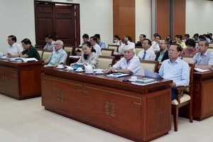 发展科技 为工业化现代化事业服务